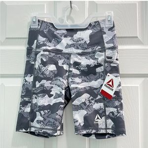 NWT Reebok Women’s Size XS Gray Camouflage Bike Shorts